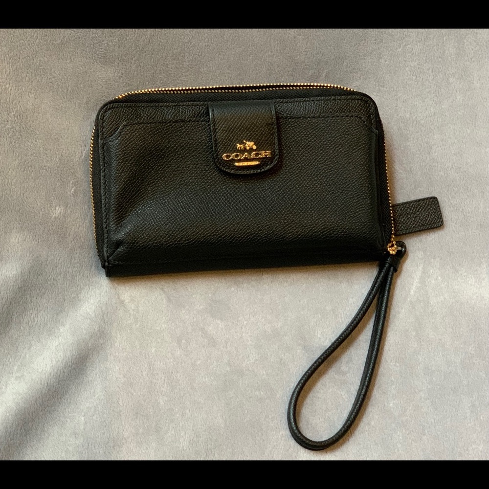 Coach wallet/phone wallet
